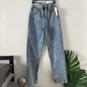 BDG High waisted baggy jeans light acid wash NEW